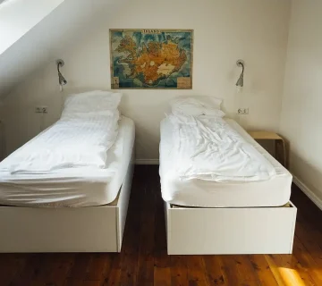 Rent an apartment with no credit history or job letter in Toronto